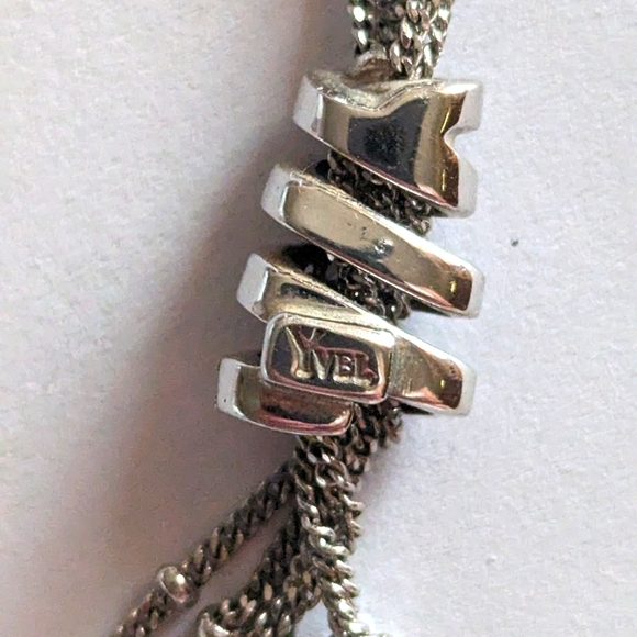 Yvel genuine Biwa Pearl and genuine Diamond neclkace - Picture 2 of 4